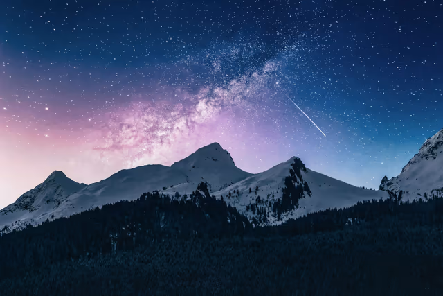 AI Uncrop: Expand Your Image
